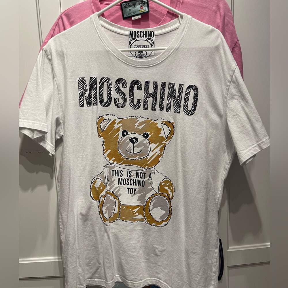 Moschino T-shirt